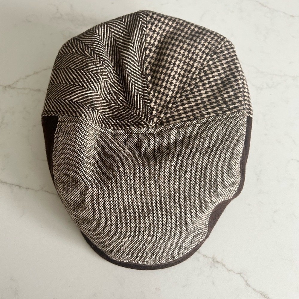 Levi’s Dockers NWT Patchwork Newsboy-Cabbie Hat with Ear Flaps